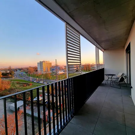 Apartment Brand New Luxury Flat, Big Balcony, Free Parking Pressburg